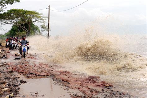 Merupakan hasil dapatan data yang diperolehi oleh sumber proto berikutan situasi sebelum, semasa dan selepas kejadian tsunami yang melanda kota kuala muda pada tahun 2004. Air Pasang Besar: Jumlah Mangsa Di Kota Kuala Muda ...