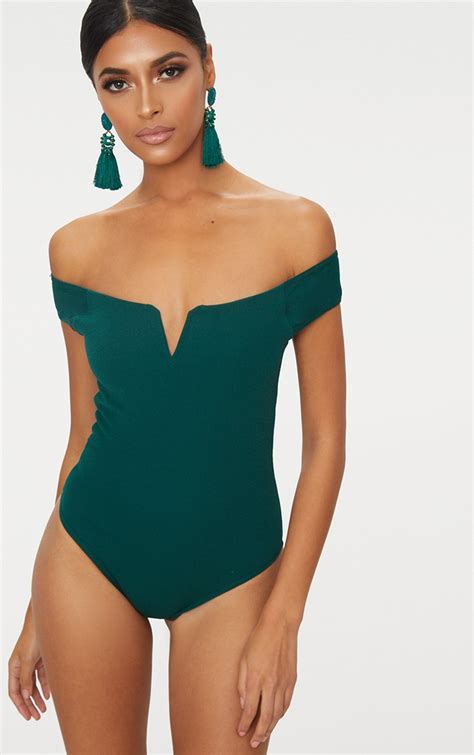 Emerald Green Bardot V Bar Crepe Thong Bodysuit Prettylittlething