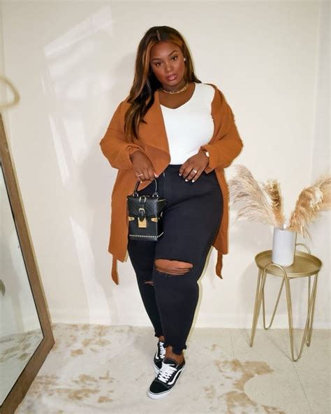 These Plus Size Influencers Are Giving Us All The Fall Fashion Inspiration