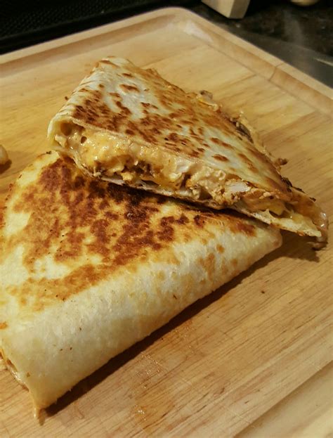 Looking for an easy quesadilla recipe? (Better Than) Taco Bell Quesadilla Copycat Recipe by ...
