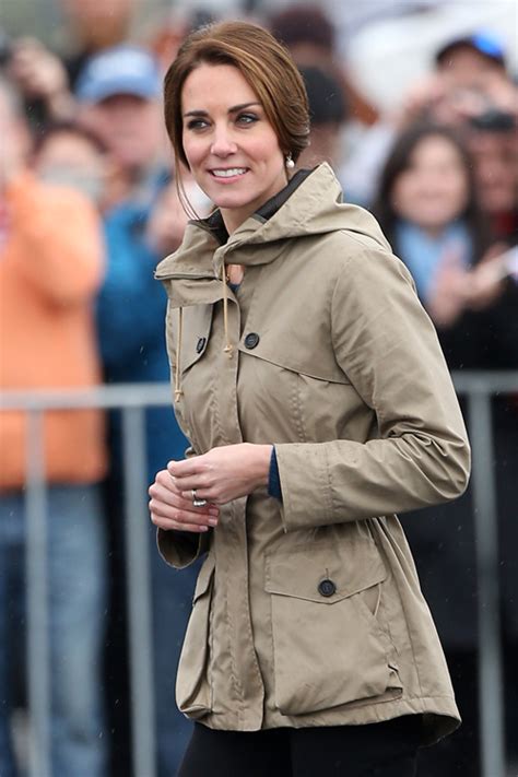 Kate Middleton Goes Safari Chic In Canada For Rain Soaked 42 Off