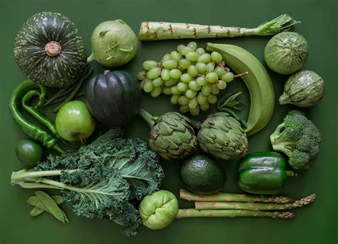 The Best Green Foods To Eat And Why Theyre So Good For Youn And Nature Made