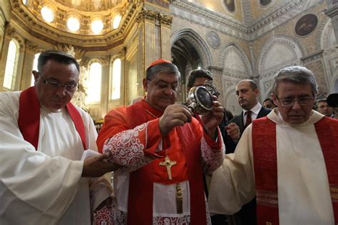 L'ultima volta nel dicembre del 2016 quando, nonostante nenie e preghiere, il sangue non si. Sangue di San Gennaro: fisica o Miracolo? | Giornalettismo