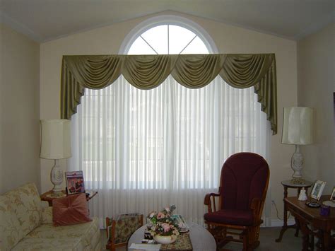 20 Curtain Ideas For Large Windows Decoomo