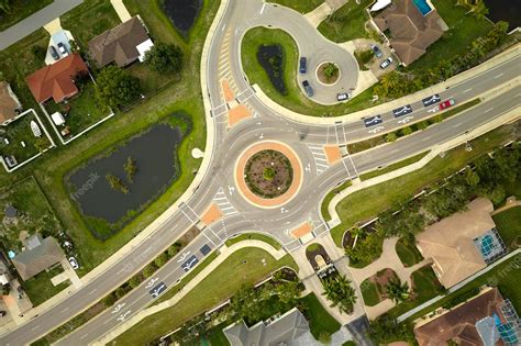 Roundabout Intersection