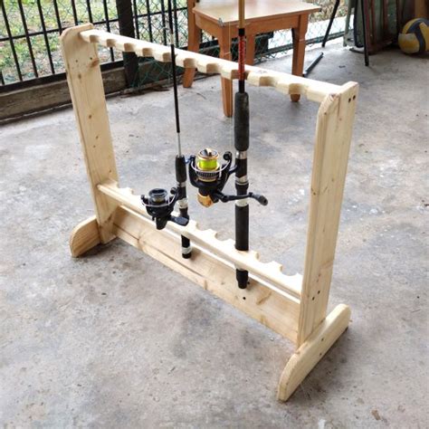 Dengan kos membeli kayu pallet sekitar rm50 di shopee, anda boleh dapat satu rak tv yang kemas! Rak Pancing Berdiri 10 Slot / Mini Fishing Rod Rack ...