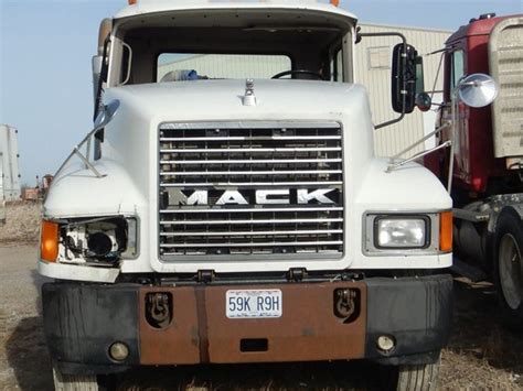 2007 Mack Chn Lot Dh6976 Online Only Truck And Trailer Auction 1