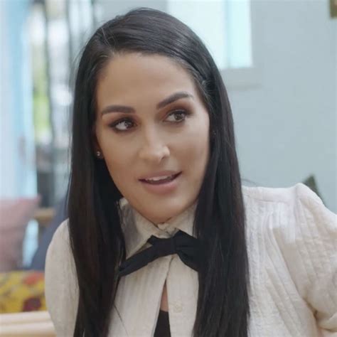 Nikki Bella Tells Her Mom She Might Be Pregnant On Total Bellas E Online