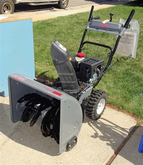 Like New Craftsman 24 179cc Snow Blower With Auctioneers Who Know