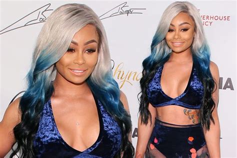 Blac Chyna Shows Off Her Incredible Post Baby Body By Flaunting Her Abs