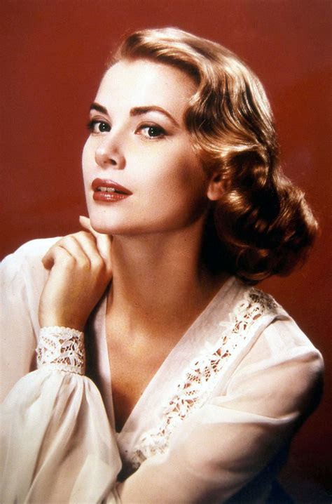 Grace Kelly 15 Fabulous Female Style Icons That The World Loves