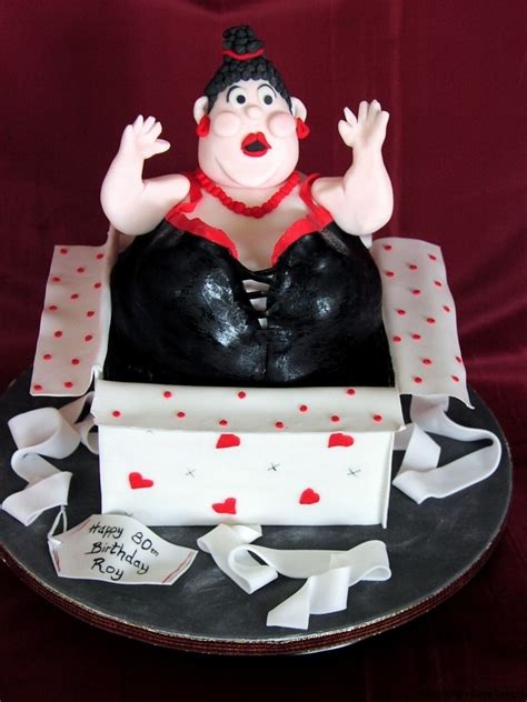 Novelty Cakes From £85 00 Centrepiece Cake Designs Isle Of Wight