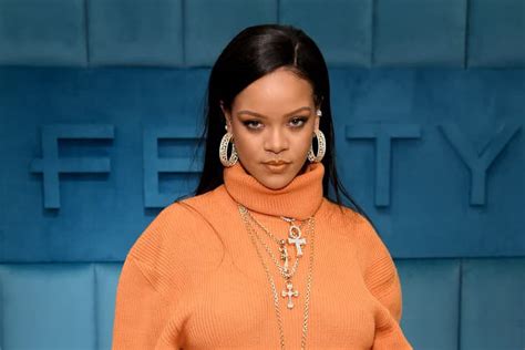 Pourquoi La Marque De Rihanna Fenty Est Elle Mise En Pause