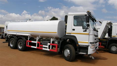 2020 Sinotruk 6x4 Sinotruk Water Tanker Water bowser trucks Trucks for ...