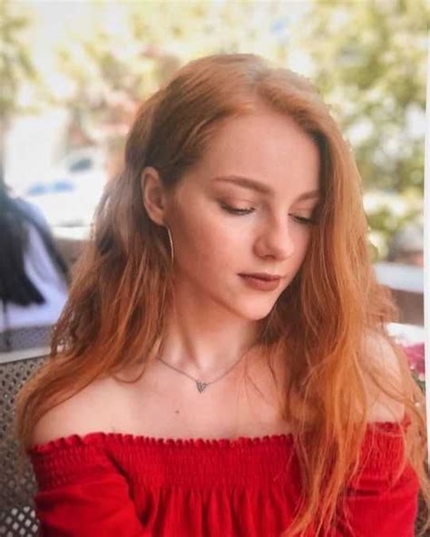 julia adamenko in 2020 gorgeous redhead beautiful red hair beautiful redhead