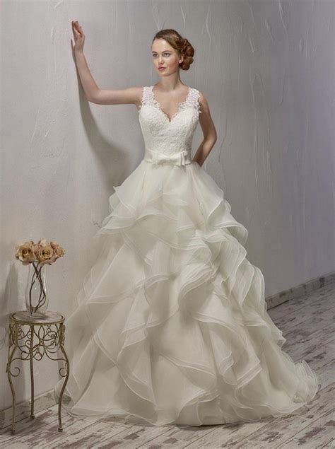 Check spelling or type a new query. Brautkleid 5486 | Hochzeitshaus Boos in Stuttgart | Kleid ...