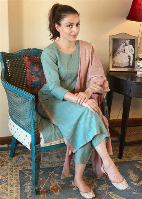 Mansoor ali khan pataudi mother : Soha Ali Khan Height, Weight, Age, Family, Spouse ...