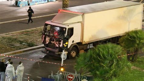 Anschlag In Nizza Fahrzeuge Als Tödliche Terrorwaffen Des Is Kampf