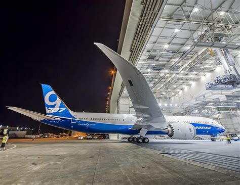 The Boeing 787 Dreamliner Over 1000 Deliveries To Date Simple Flying
