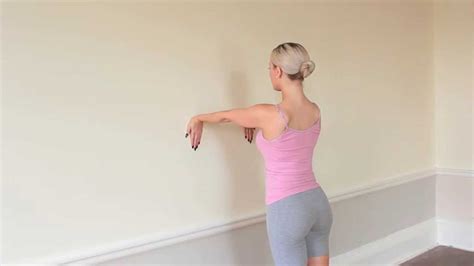 How To Stretch Both Your Wrists On A Wall Youtube