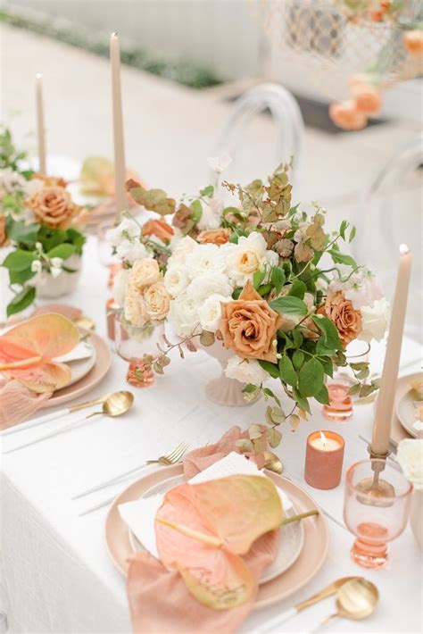 Feelin Peachy The Next Big Summer Outdoor Wedding Color Palette Trend Fabulous Frocks