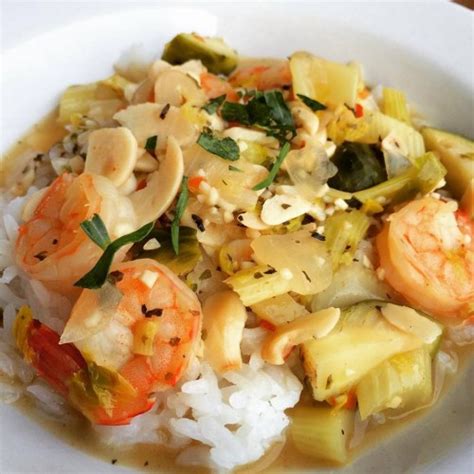Add parmesan cheese, fresh herbs, white wine, or seasonings for more flavor. Shrimp in a Garlic White Wine Sauce Over Rice | Get In The Kitchen | Cooking. While. Awesome.