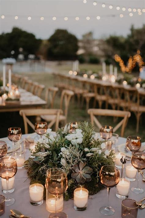 Whether it's your first time playing hostess or your fiftieth, there are plenty of stresses that accompany dinner party prep, but twirling up the table with pretty place settings and festive decorations shouldn't be one of them. 42 Outstanding Wedding Table Decorations | Round wedding ...