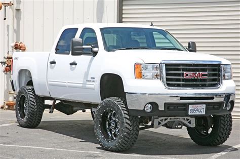 2011 Gmc Sierra Lift