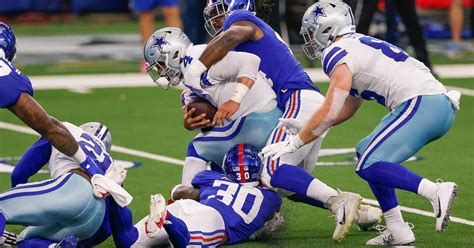 Dak prescott is carted off the field after sustaining a severe ankle injury against the giants on prescott's brother, tad, tweeted a photo of him and dak at the hospital, where prescott will have. Cowboys quarterback Dak Prescott suffers gruesome ankle ...