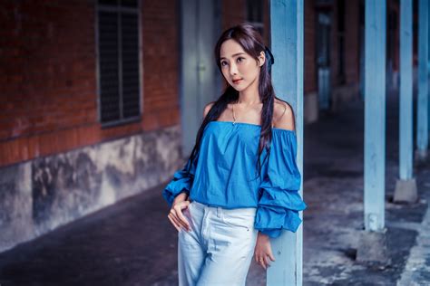 Asian Bokeh Pose Brunette Girl Smile Jeans Blouse Glance Hd
