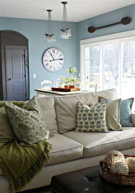 27 Comfy Farmhouse Living Room Designs To Steal Digsdigs