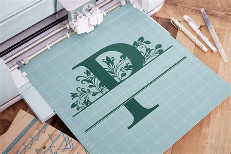 Download Split Monogram Letter P SVG, Letter P Monogram SVG (415182 ...