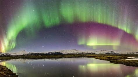 Aurora Boreal Ou Austral Cria Imagens Incríveis No Céu Bol Fotos
