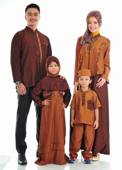 Baju seragam keluarga untuk lebaran. Model Baju Lebaran Keluarga Terbaru Tahun 2016