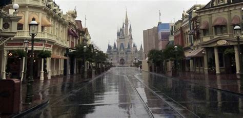 Le Monde De Disney Tout Lunivers Disney Disney World Walt Disney
