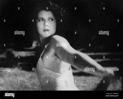 Hedy Lamarr On Set Of The Film Ecstasy Slaviafilm 1933 Stock