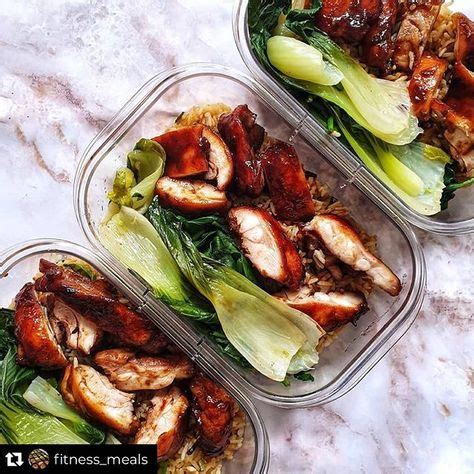 Add 120g (4oz) each of green and red bell peppers, 2 tablespoons of hoisin sauce . Serves 4: 600g chicken thigh 1 tbsp soy sauce 4 tbsp ...