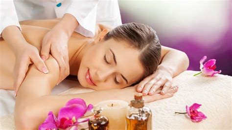Day Spa Pamper Packages with Drinks and Snacks in Surfers Paradise from ...