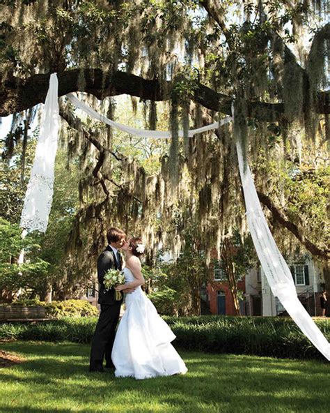 A Whimsical Green Outdoor Destination Wedding In Savannah Georgia Martha Stewart Weddings