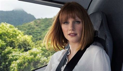 In Defense Of Jurassic World S Claire Dearing Bryce Dallas Howard