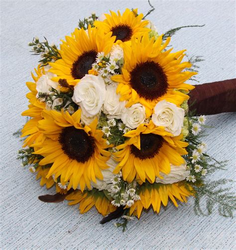 Image Result For Sunflower And White Rose Bouquet Inexpensive Wedding