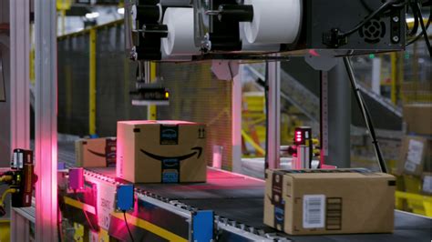 Amazon Distribution Center Will Bring 1000 Jobs To Beloit