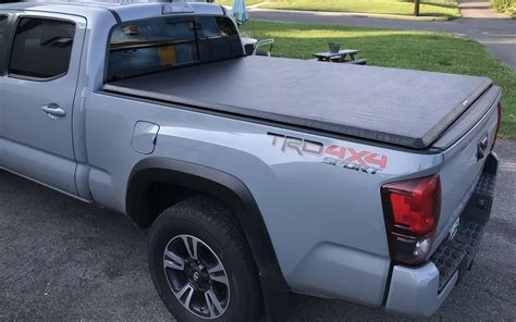 2021 Toyota Tacoma 6ft Bed Cover