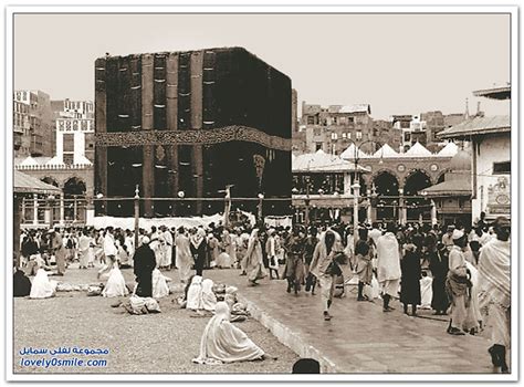 Jul 01, 2021 · يُشار إلى أنه كانت ترفع أستار الكعبة المشرفة قديماً، ويستخدم اللون الأبيض كنوع من الإعلان عن دخول الحج والنسك، وذلك بحكم أنها الوسيلة الوحيدة آنذاك للدلالة على دخول وقت الشعيرة، بالإضافة. بناء الكعبة وقضية التحكيم + من البعثة المباركة إلى الهجرة ...