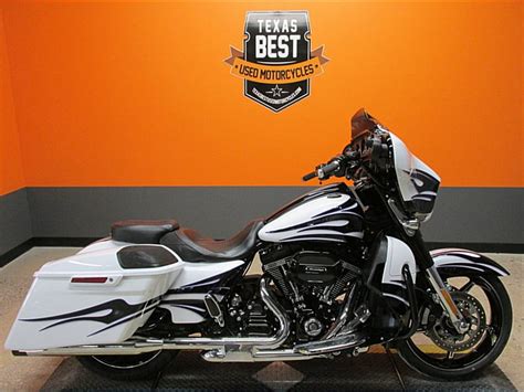 2016 Harley Davidson® Flhxse Cvo™ Street Glide® White Amethyst And