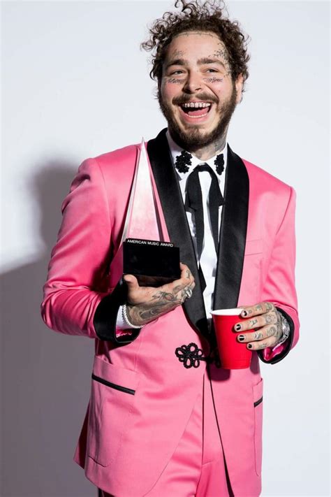 Featuring 21 savage, the track reached number 1 on the official singles chart. Post Malone Age, Net Worth, Height, Tattoos, Girlfriend ...