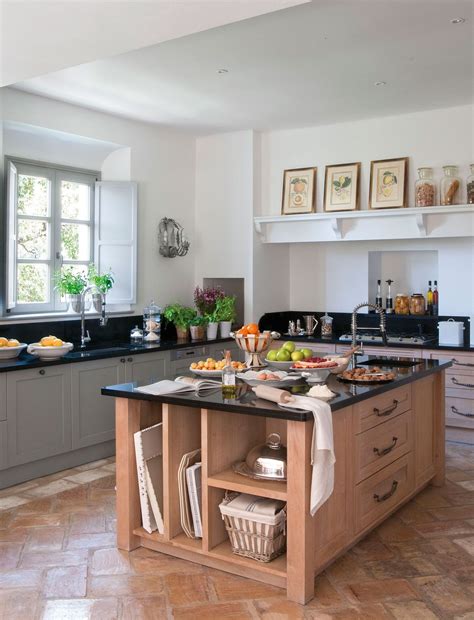 Y en este artículo veremos consejos para conseguir una cocina de estilo moderno. Cocina con isla de madera de roble | Islas de cocina ...