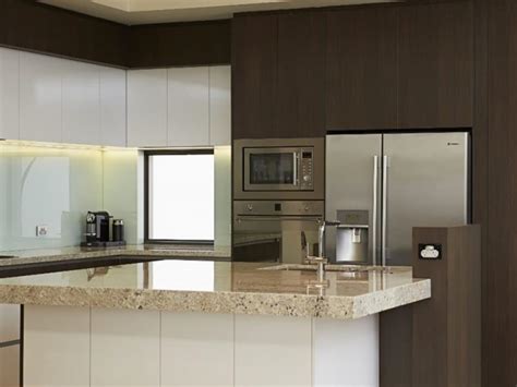 Working with amish cabinet makers from a family owned and operated company like custom our quality custom cabinetry will take your kitchen, bathroom, or other living space to the next level. Kitchen Cabinets Perth | Kitchen Cabinet Maker | Master ...