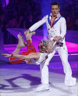 Biography, news, appearances, shop, gallery, fan, contact. Dancing On Ice - John Barrowman Official Site