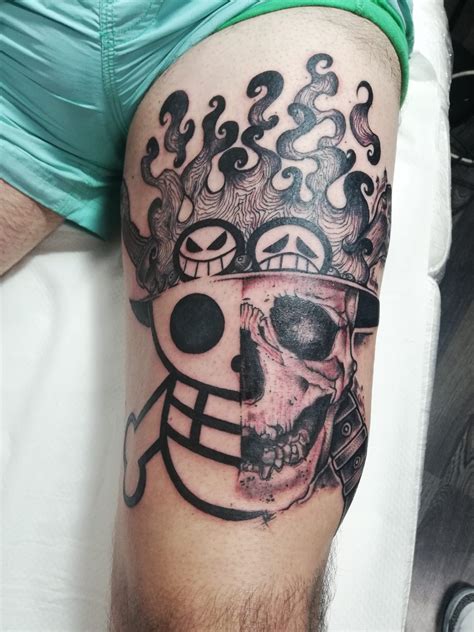 Ace and nicknamed fire fist ace, was the sworn older brother of luffy and sabo. Ace Tattoo One Piece